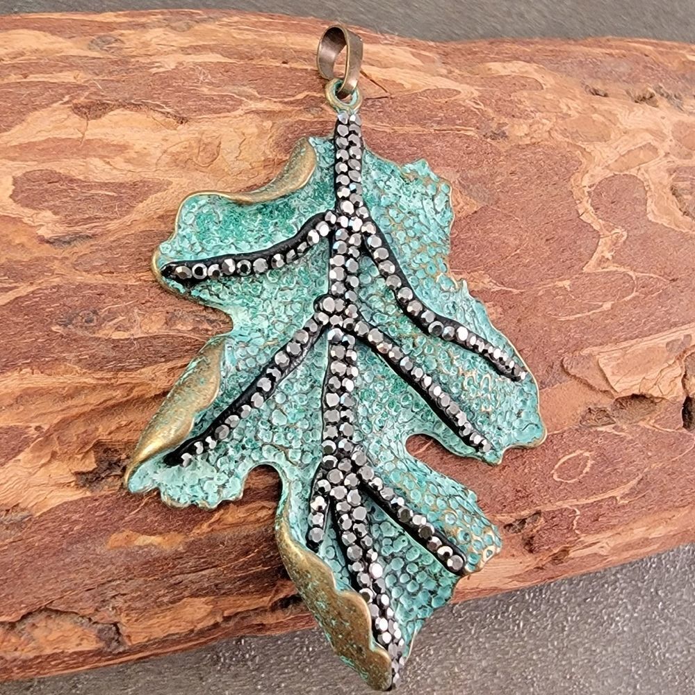 NWOT Patinaed Brass Leaf Hematite Crystal Pendant - Picture 3 of 4